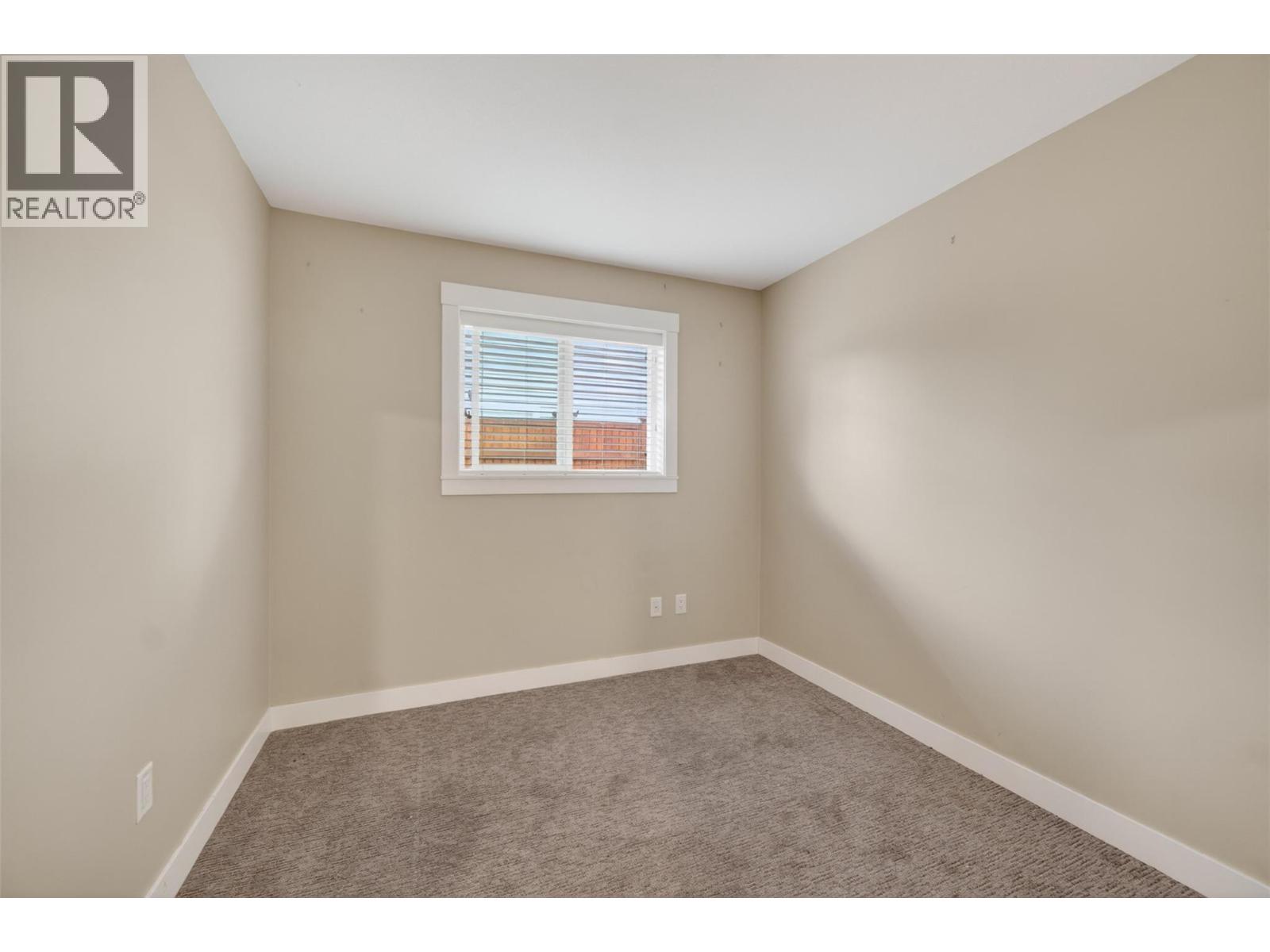5480 Canoe Beach Drive Ne, Salmon Arm, British Columbia  V1E 2M5 - Photo 22 - 10389582