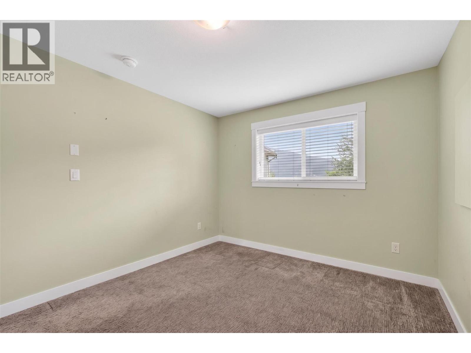 5480 Canoe Beach Drive Ne, Salmon Arm, British Columbia  V1E 2M5 - Photo 30 - 10389582