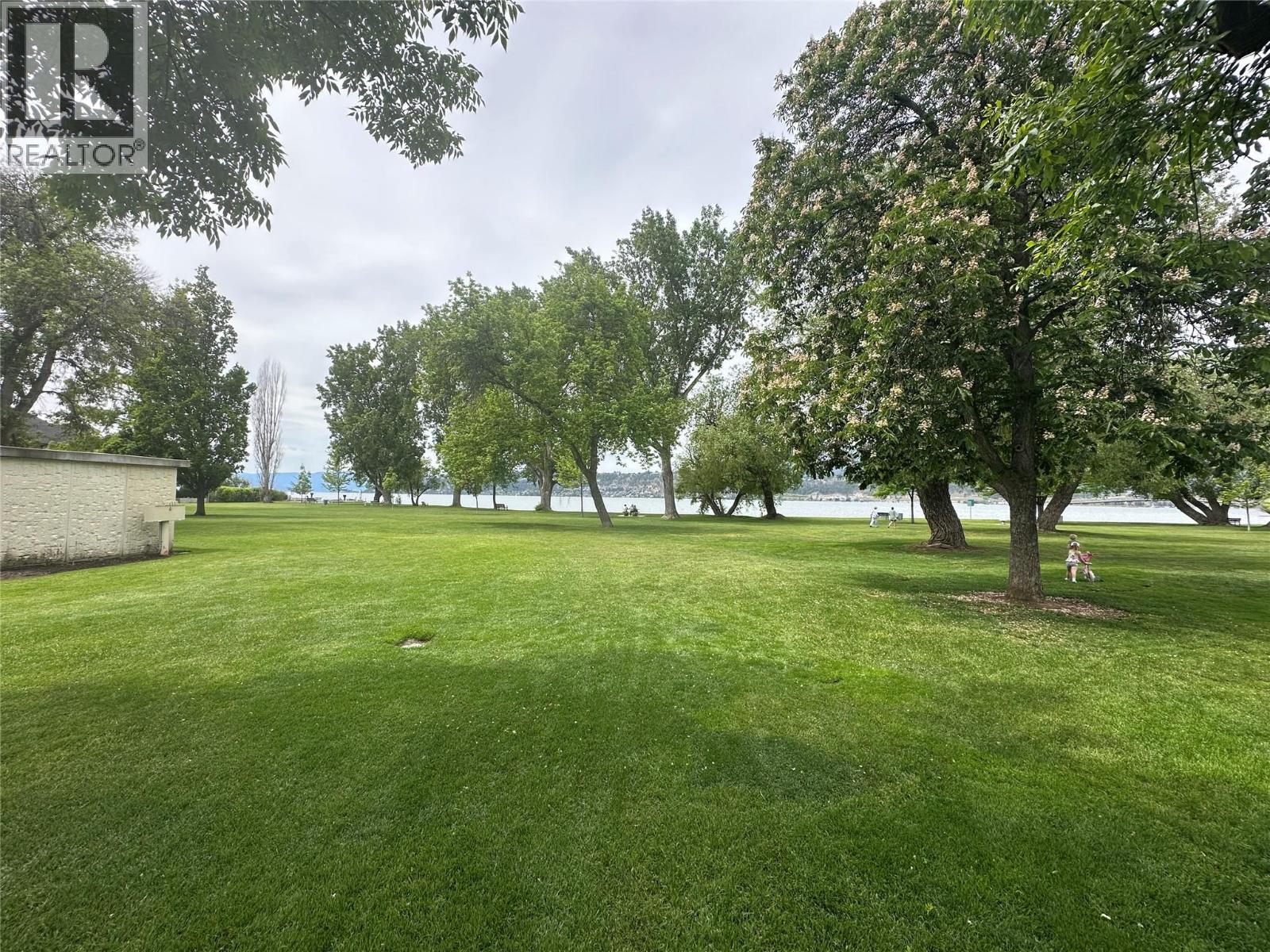 432 Wardlaw Avenue, Kelowna, British Columbia  V1Y 5B4 - Photo 31 - 10389937
