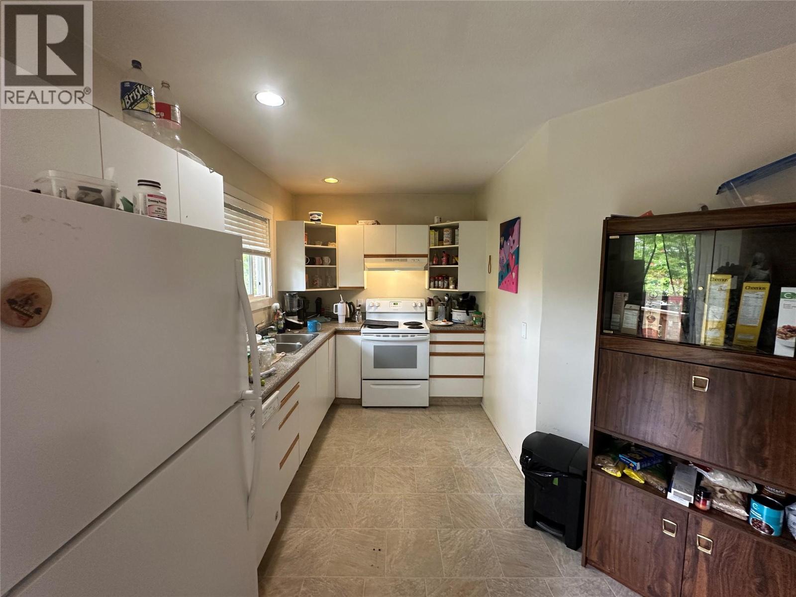 432 Wardlaw Avenue, Kelowna, British Columbia  V1Y 5B4 - Photo 8 - 10389937