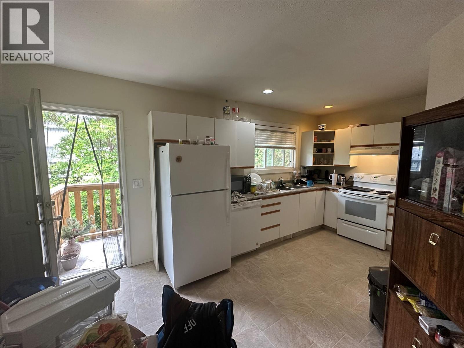432 Wardlaw Avenue, Kelowna, British Columbia  V1Y 5B4 - Photo 9 - 10389937