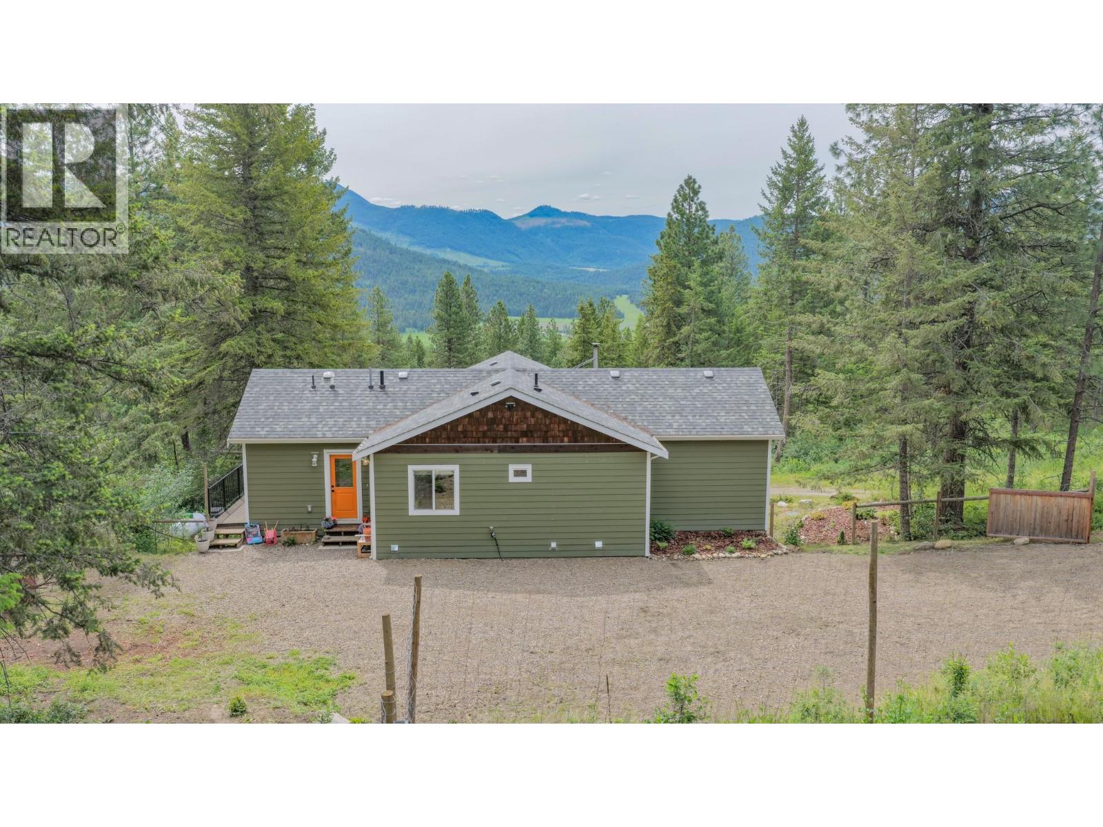189 Rylin Road, Lumby, British Columbia  V0E 2G1 - Photo 37 - 10389839