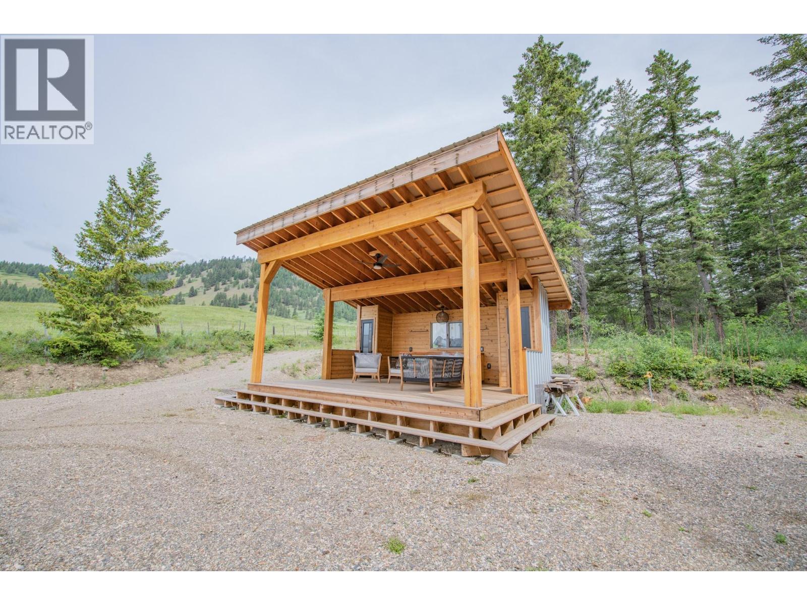 189 Rylin Road, Lumby, British Columbia  V0E 2G1 - Photo 6 - 10389839