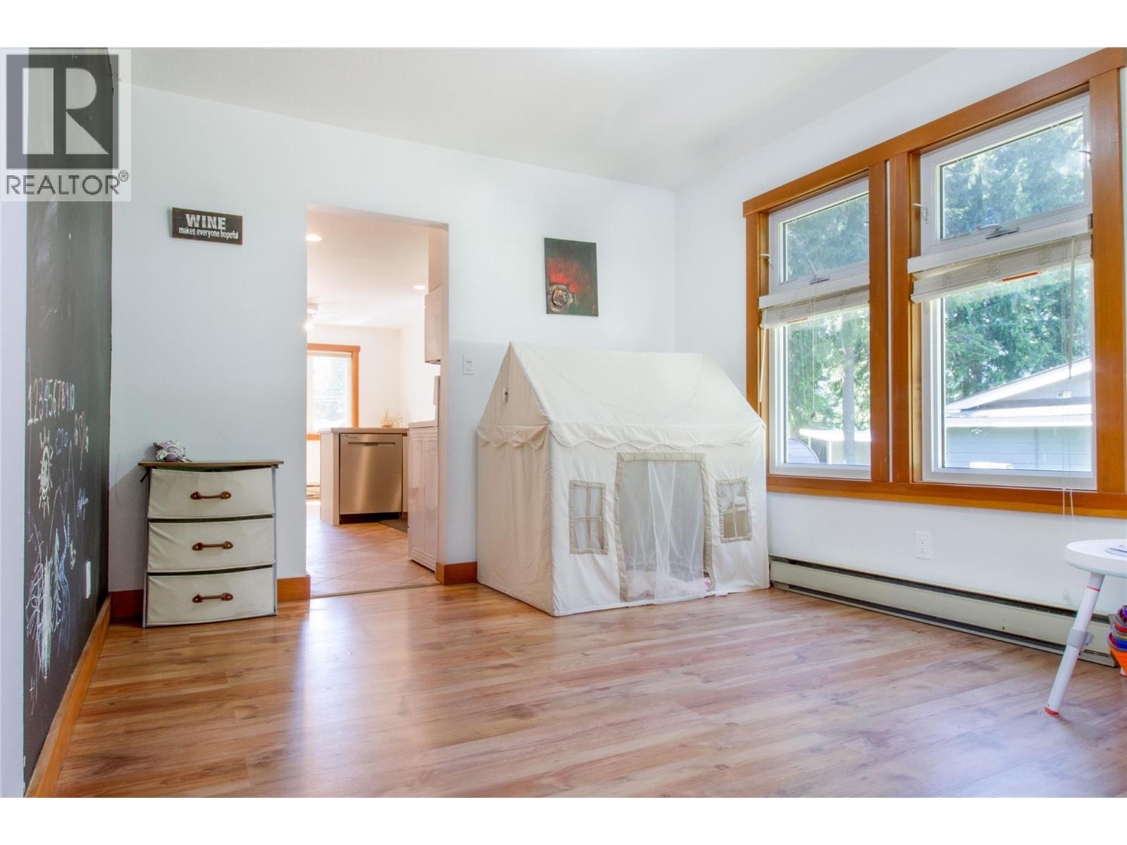 1473 Arrow Drive, Revelstoke, British Columbia  V0E 2S1 - Photo 13 - 10389821