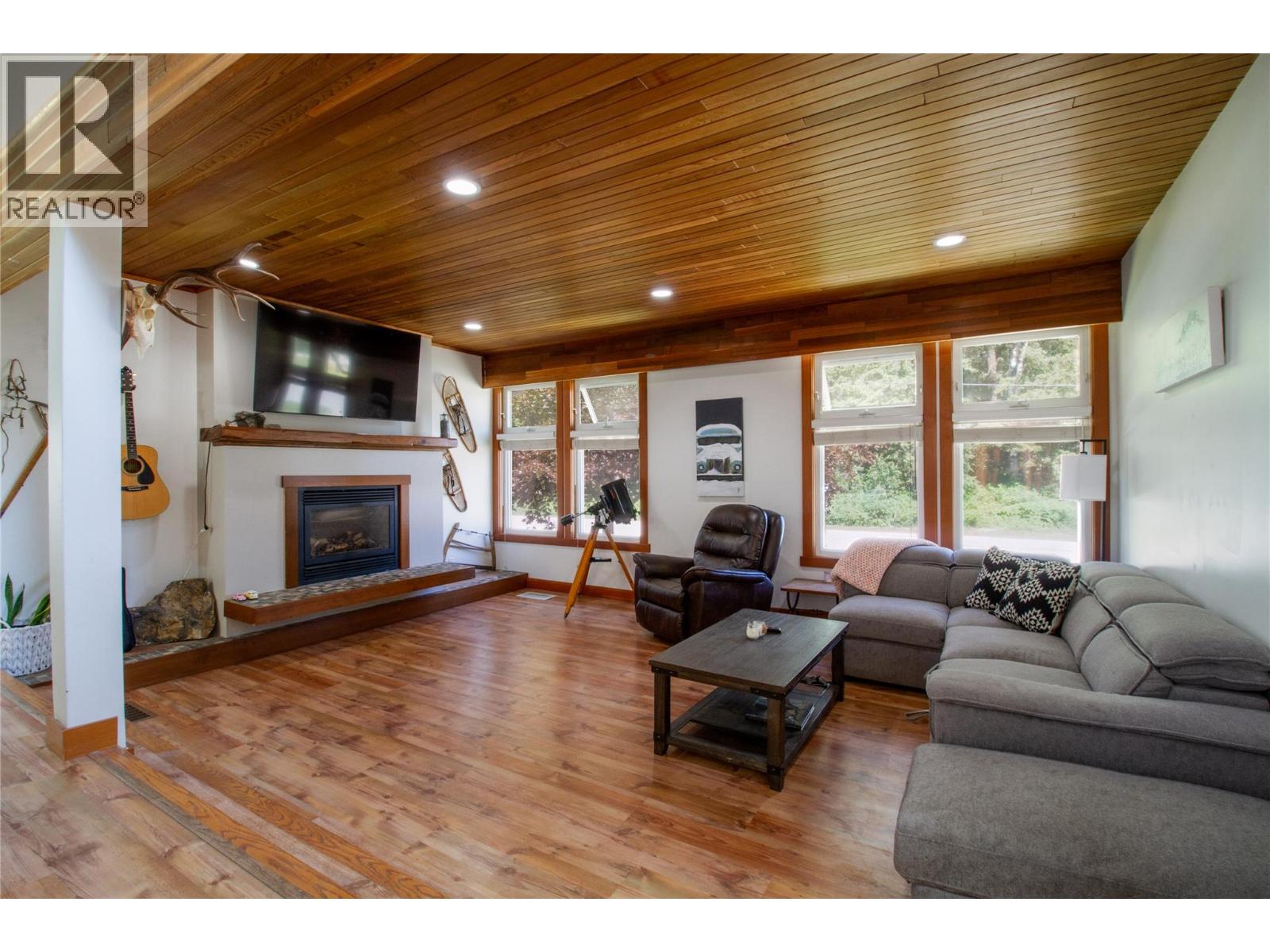 1473 Arrow Drive, Revelstoke, British Columbia  V0E 2S1 - Photo 5 - 10389821