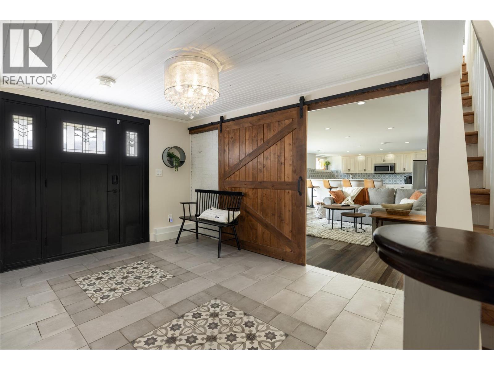 277 Clifton Road N, Kelowna, British Columbia  V1V 1N3 - Photo 28 - 10389802