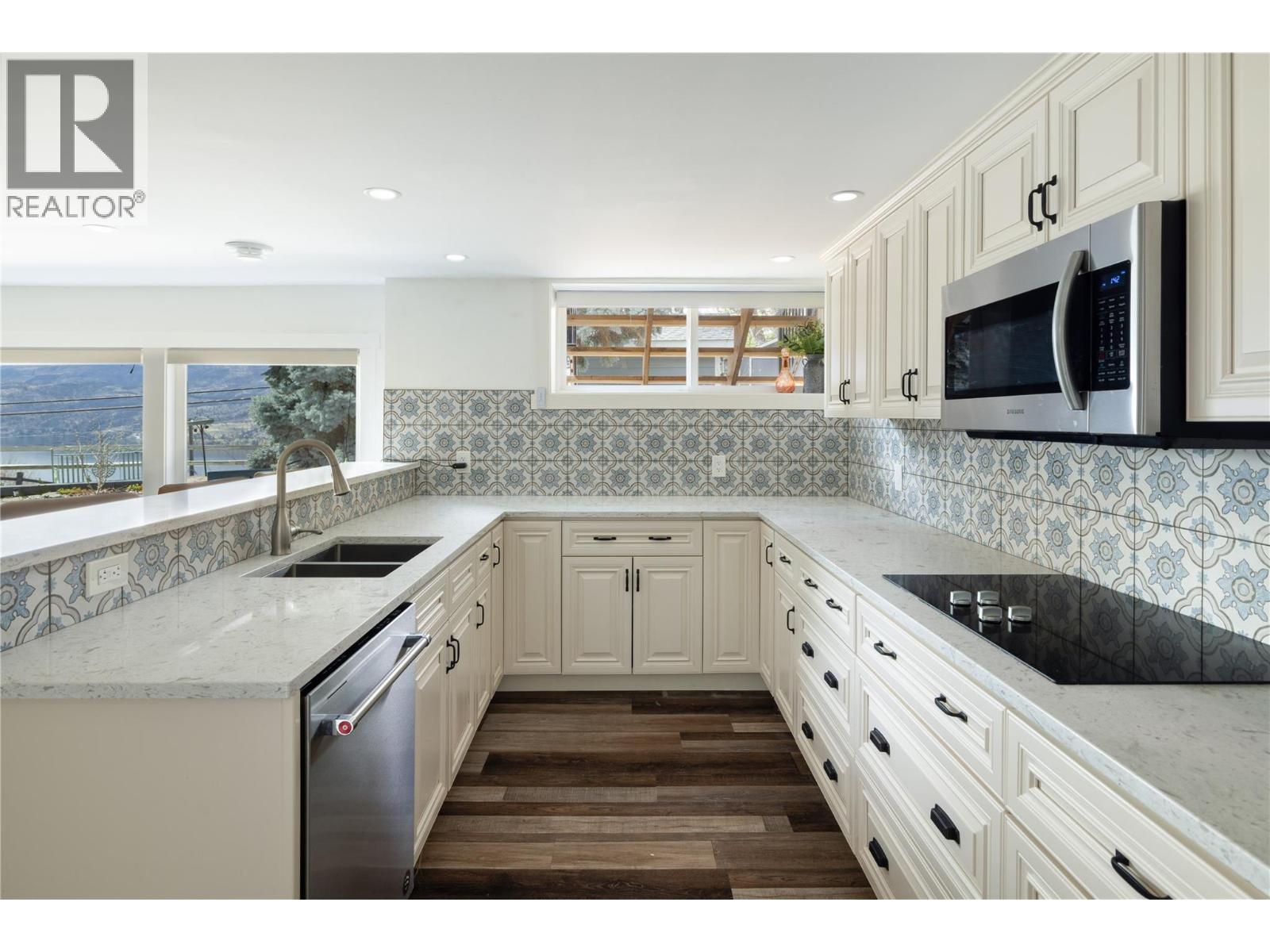 277 Clifton Road N, Kelowna, British Columbia  V1V 1N3 - Photo 34 - 10389802