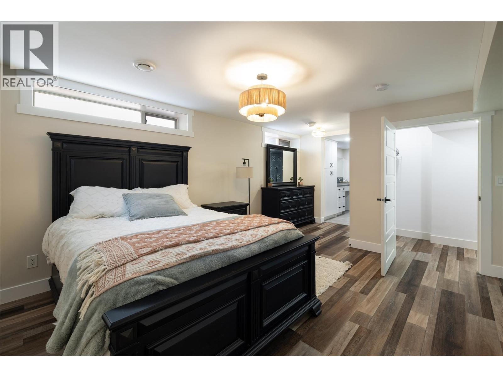 277 Clifton Road N, Kelowna, British Columbia  V1V 1N3 - Photo 38 - 10389802
