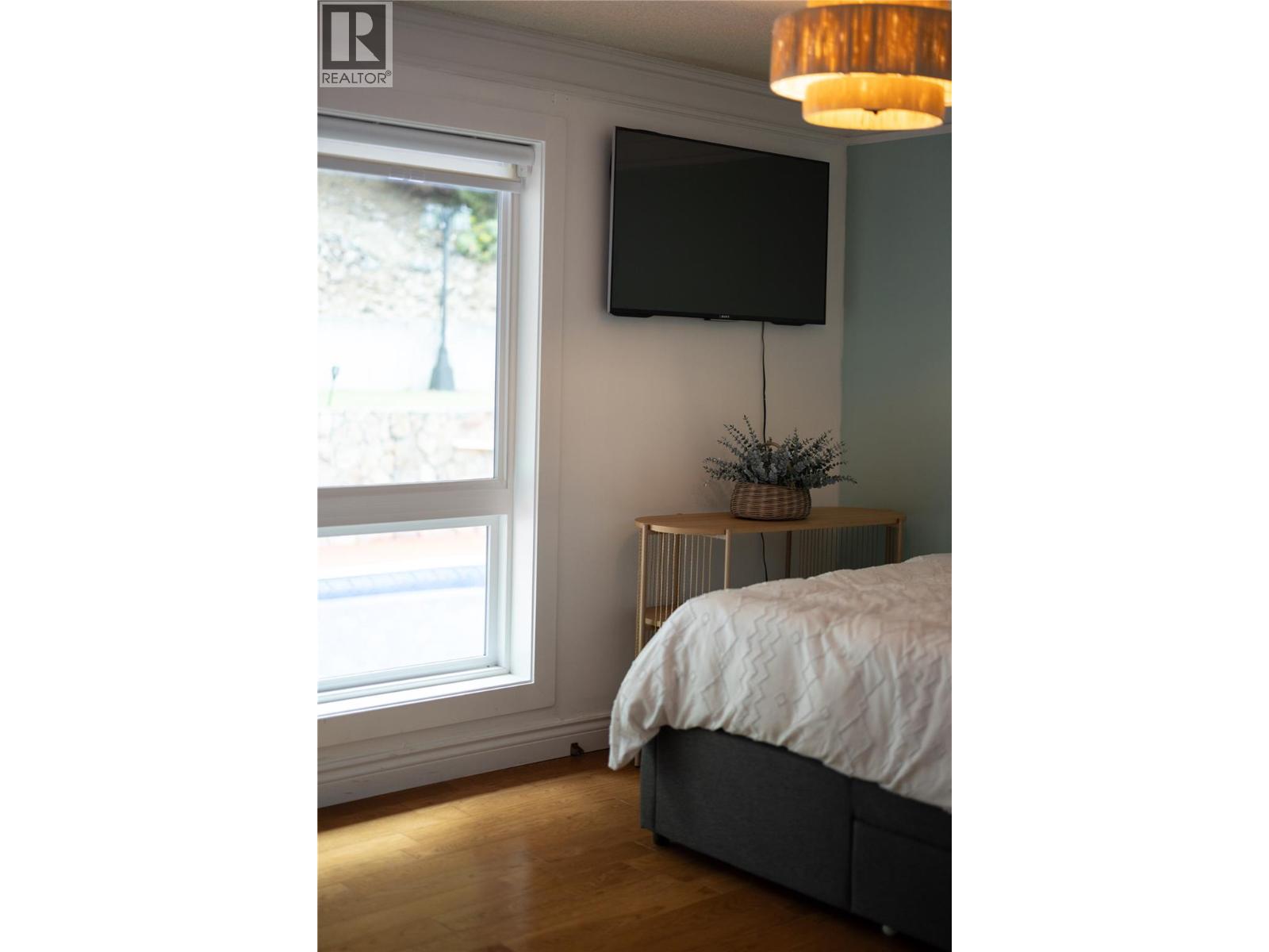277 Clifton Road N, Kelowna, British Columbia  V1V 1N3 - Photo 46 - 10389802