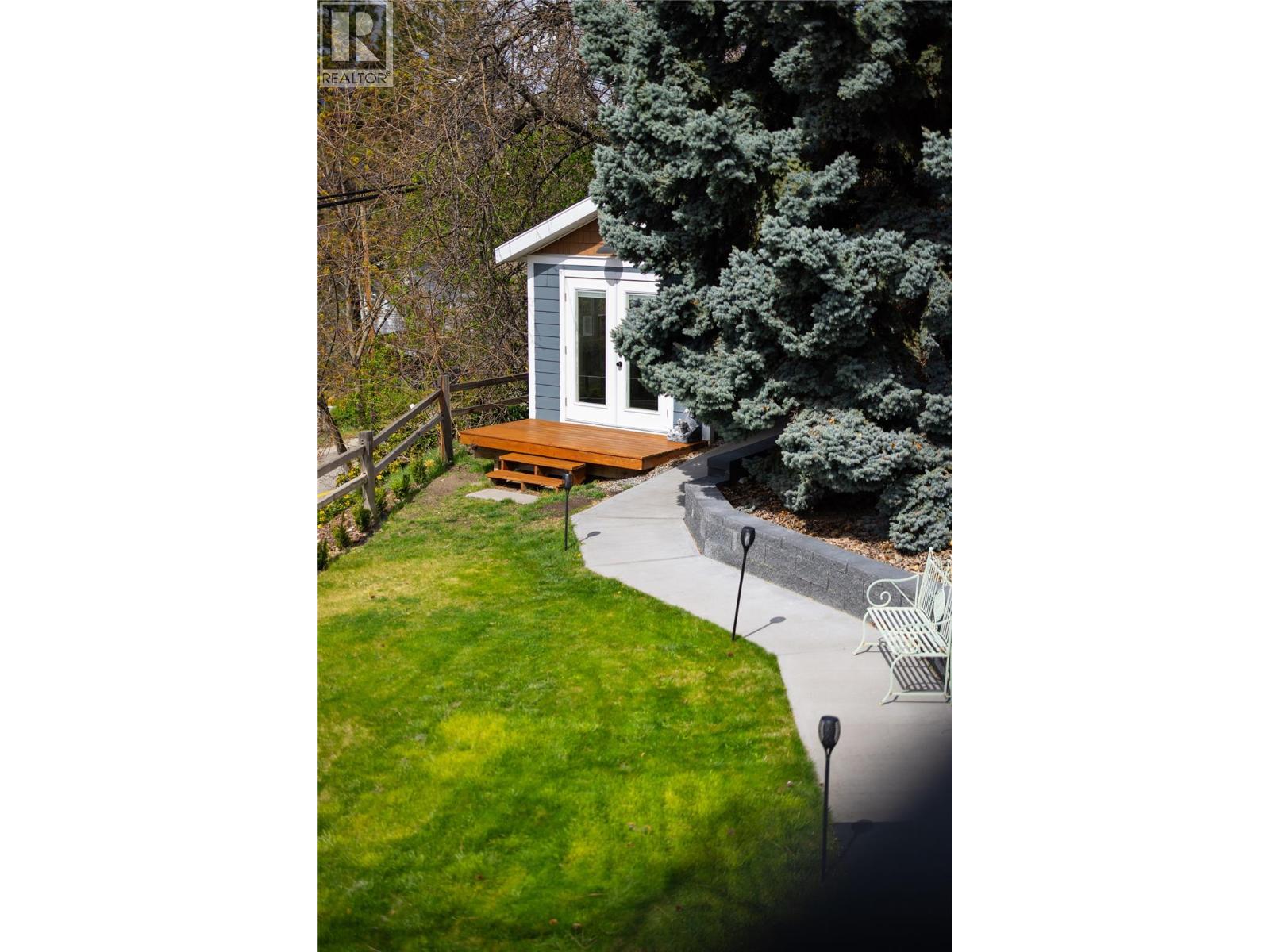 277 Clifton Road N, Kelowna, British Columbia  V1V 1N3 - Photo 61 - 10389802