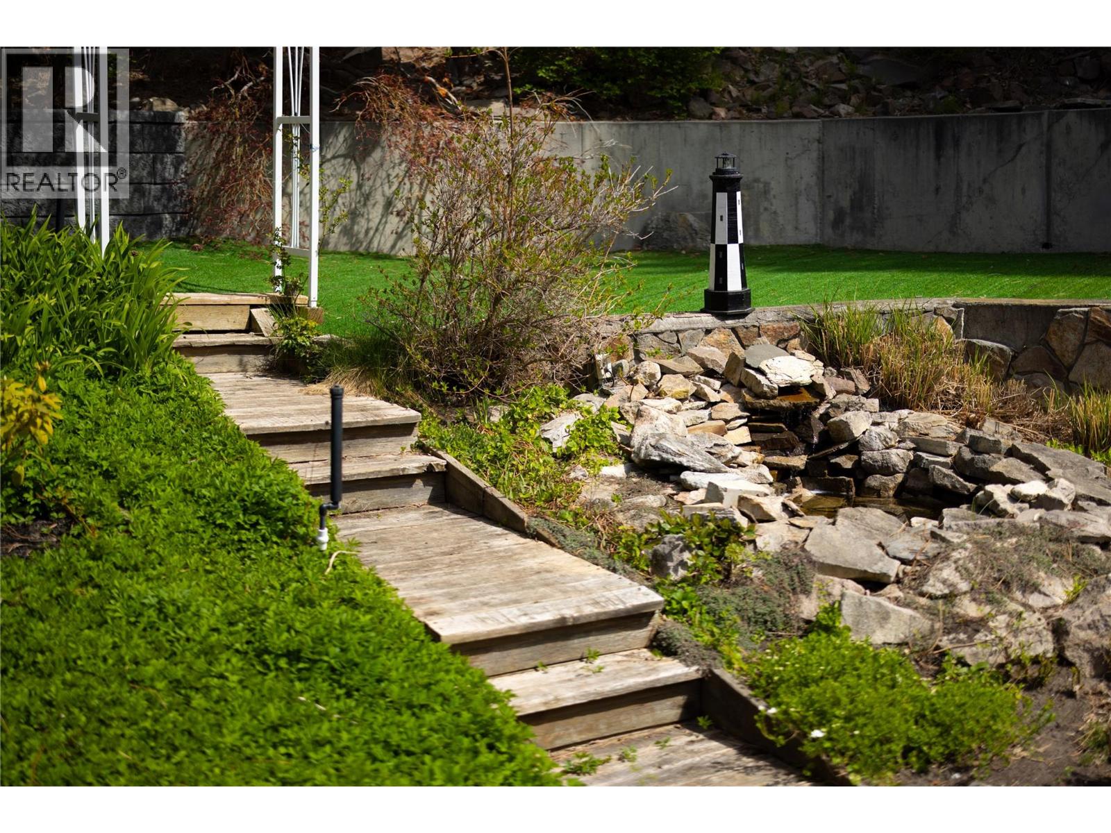 277 Clifton Road N, Kelowna, British Columbia  V1V 1N3 - Photo 82 - 10389802