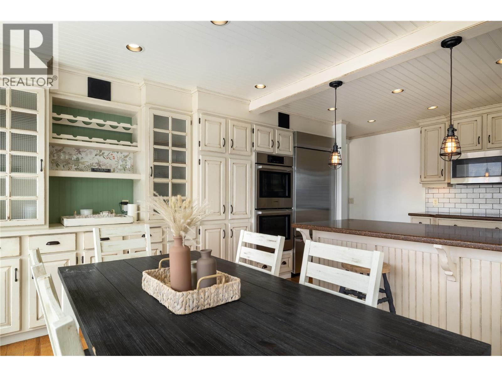 277 Clifton Road N, Kelowna, British Columbia  V1V 1N3 - Photo 9 - 10389802