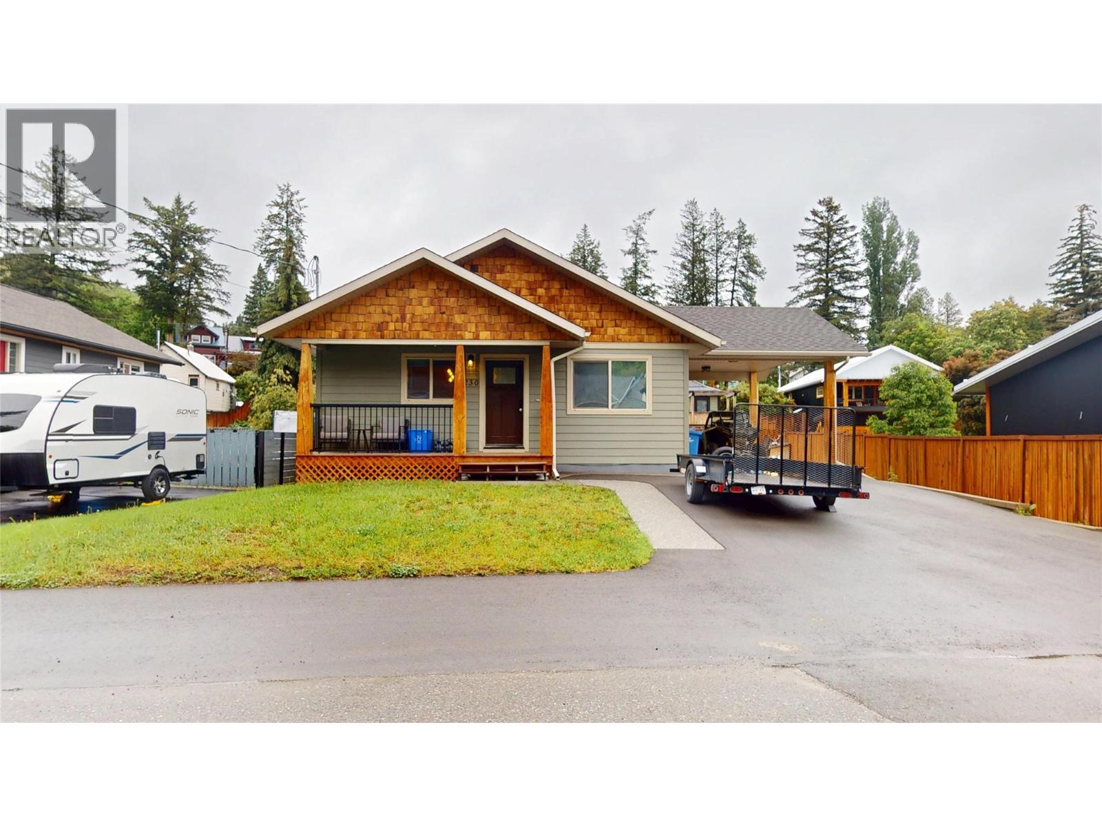 230 303 Avenue, Kimberley, British Columbia  V1A 3G5 - Photo 1 - 10389796