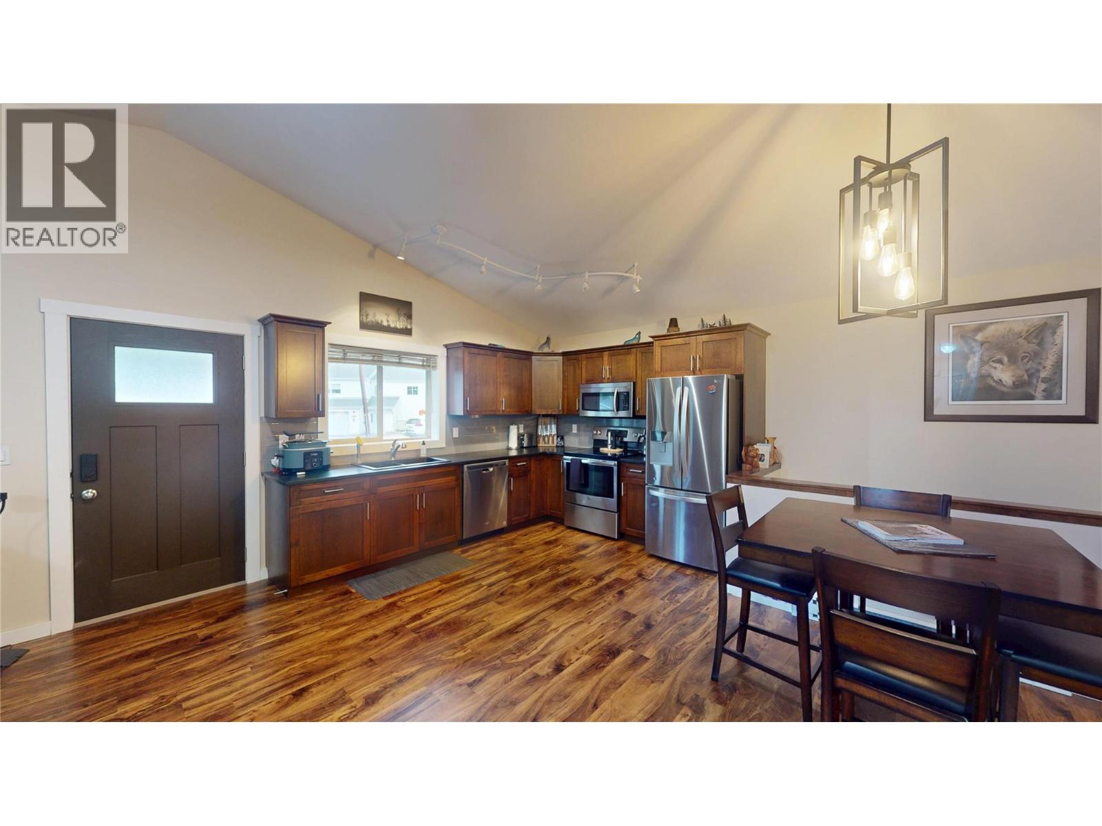 230 303 Avenue, Kimberley, British Columbia  V1A 3G5 - Photo 3 - 10389796