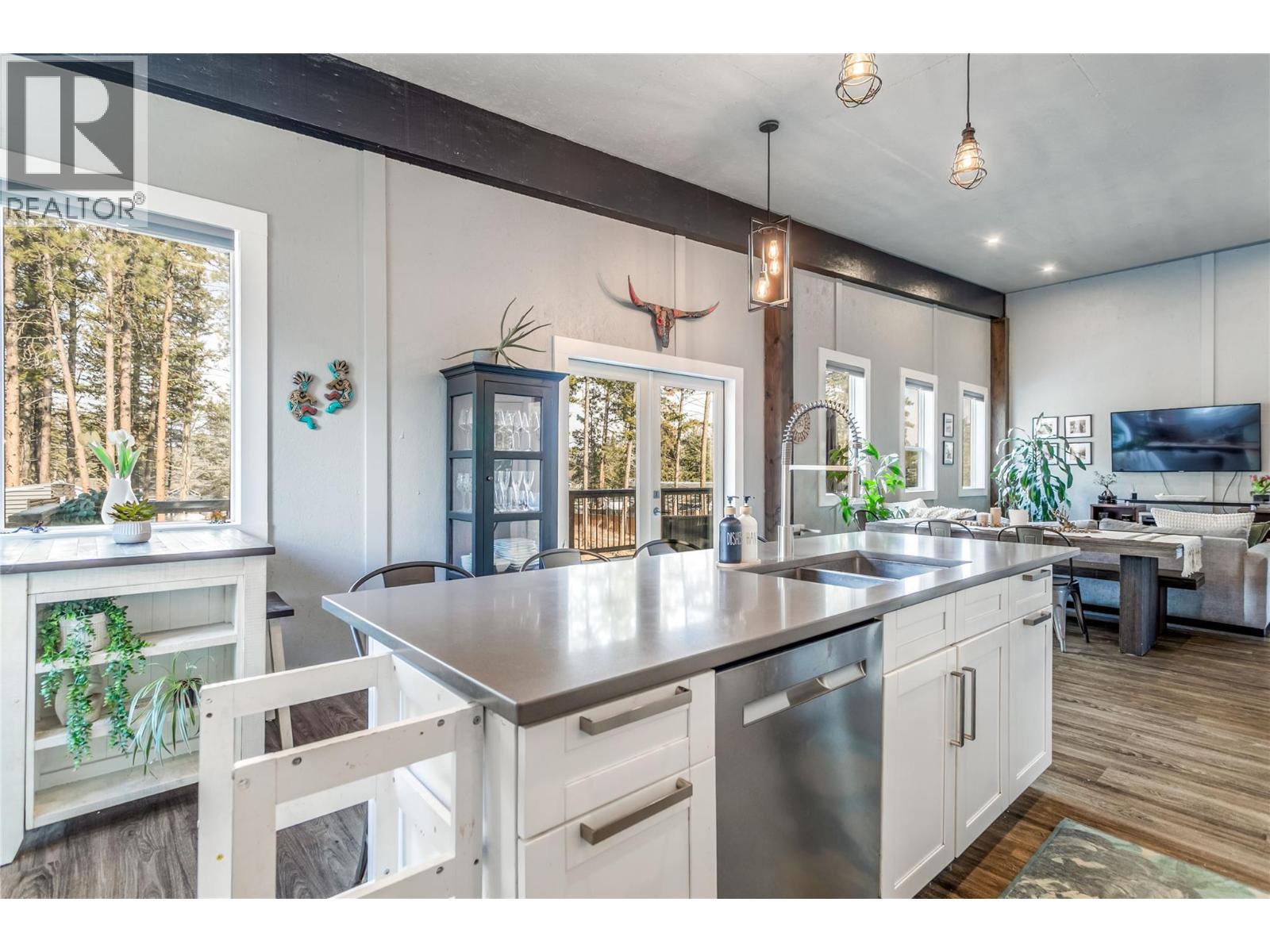 761 Fairbridge Road, Kelowna, British Columbia  V1Z 3W3 - Photo 10 - 10389615