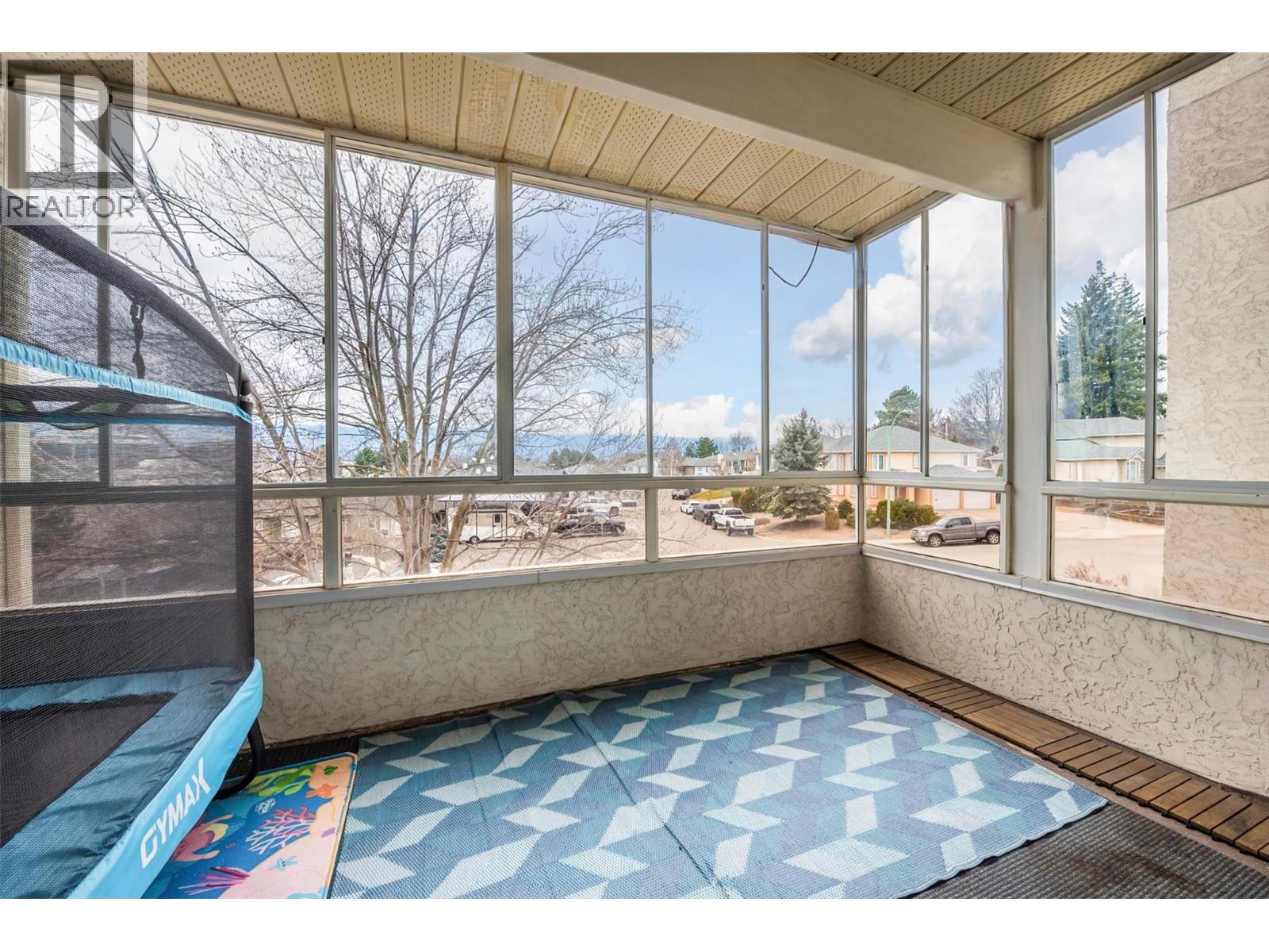 1534 Lawrence Avenue Unit# 203, Kelowna, British Columbia  V1Y 6M8 - Photo 16 - 10389941