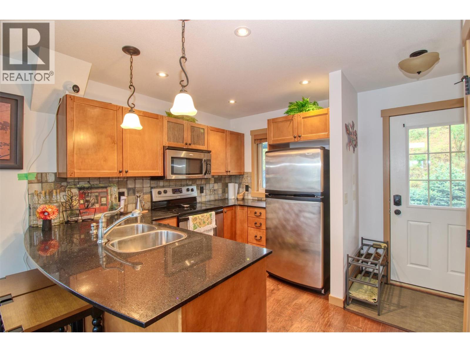 6931 Barcelona Drive Unit# 62, Kelowna, British Columbia  V1Z 3R8 - Photo 20 - 10389676