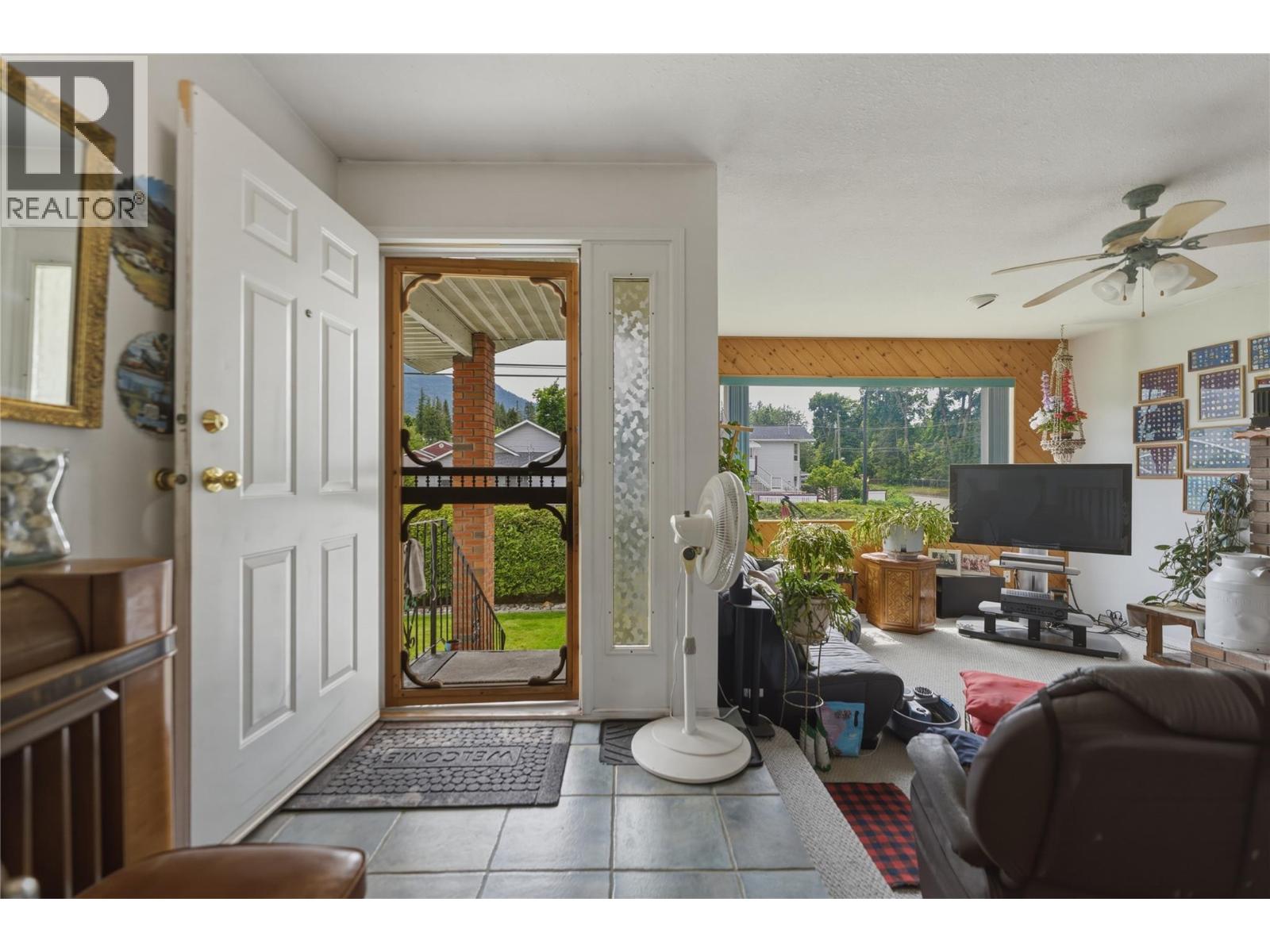 2810 Okanagan Street Lot# 1, Armstrong, British Columbia  V4X 0A8 - Photo 3 - 10389619