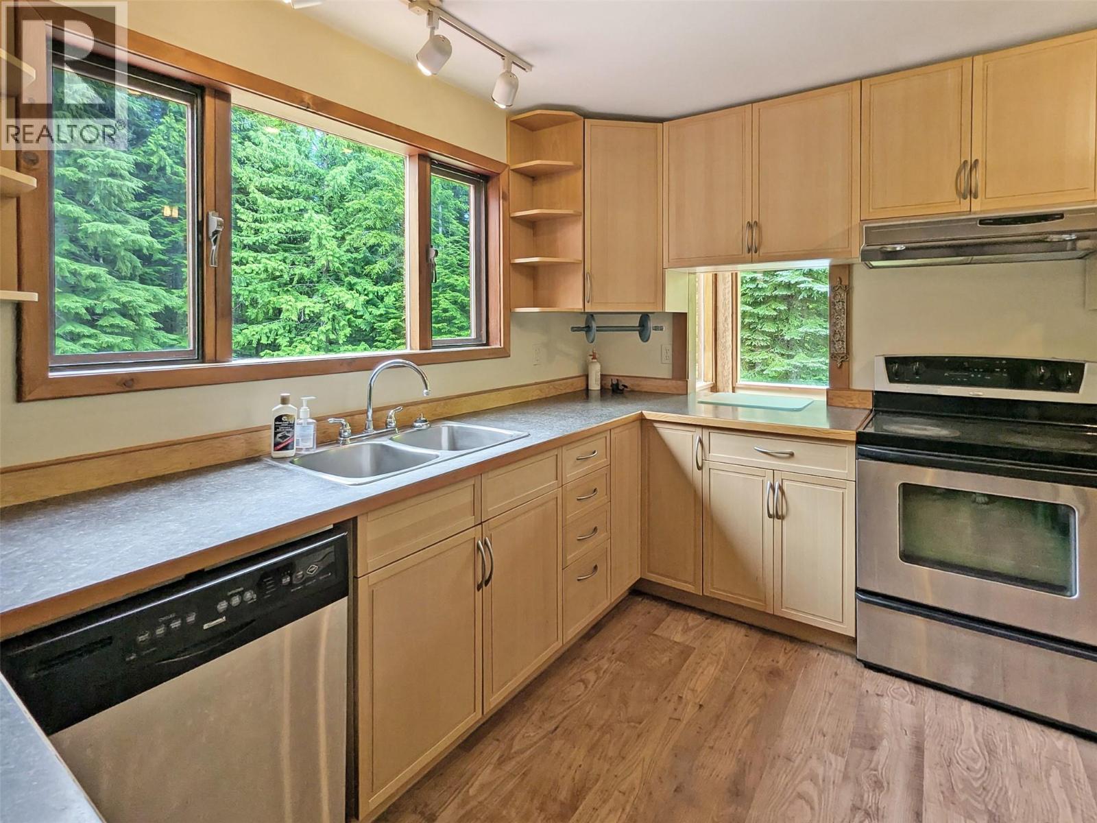 122 Perepolkin Road, Hills, British Columbia  V0G 1S1 - Photo 15 - 10389544