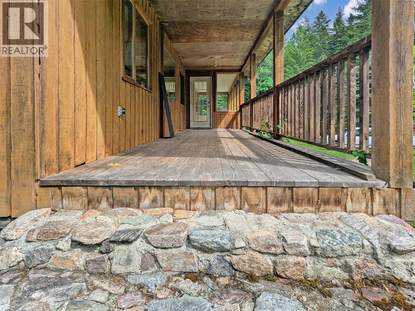 122 Perepolkin Road, Hills, British Columbia  V0G 1S1 - Photo 38 - 10389544