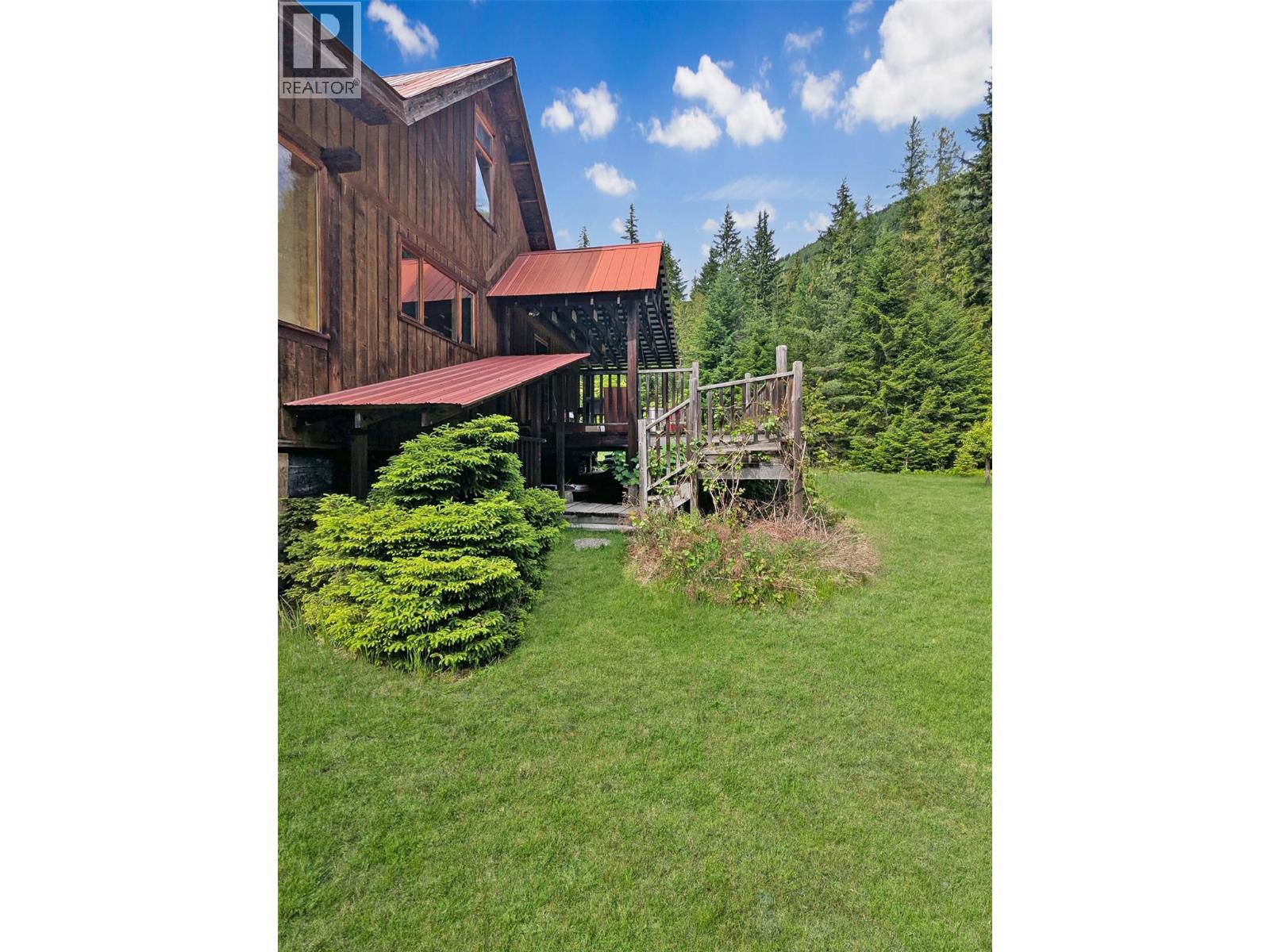122 Perepolkin Road, Hills, British Columbia  V0G 1S1 - Photo 7 - 10389544