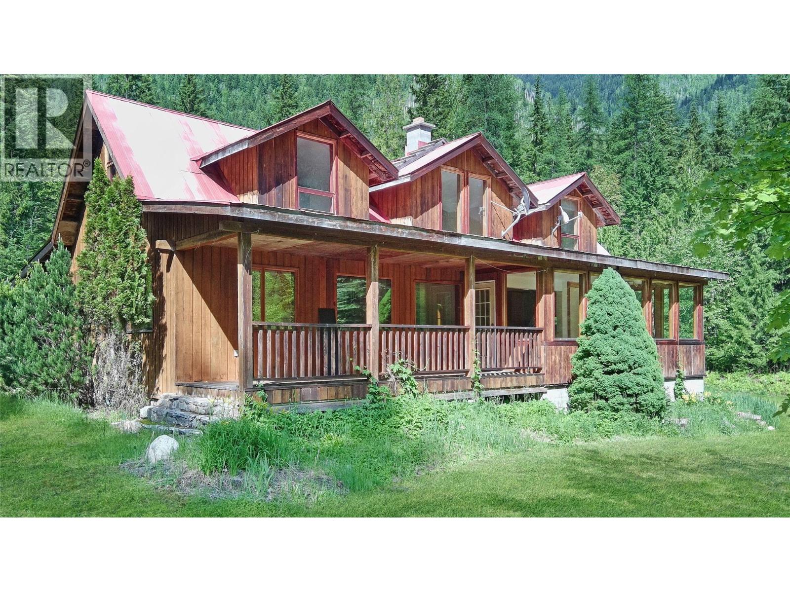 122 Perepolkin Road, Hills, British Columbia  V0G 1S1 - Photo 8 - 10389544