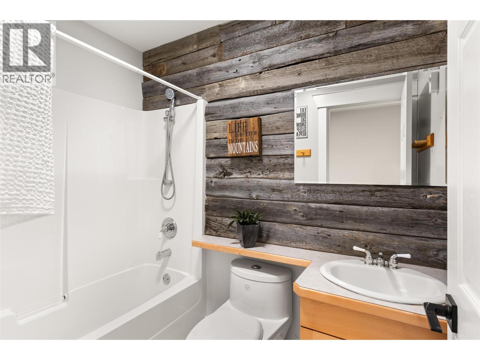 701 Edward Street, Revelstoke, British Columbia  V0E 2S1 - Photo 39 - 10389608