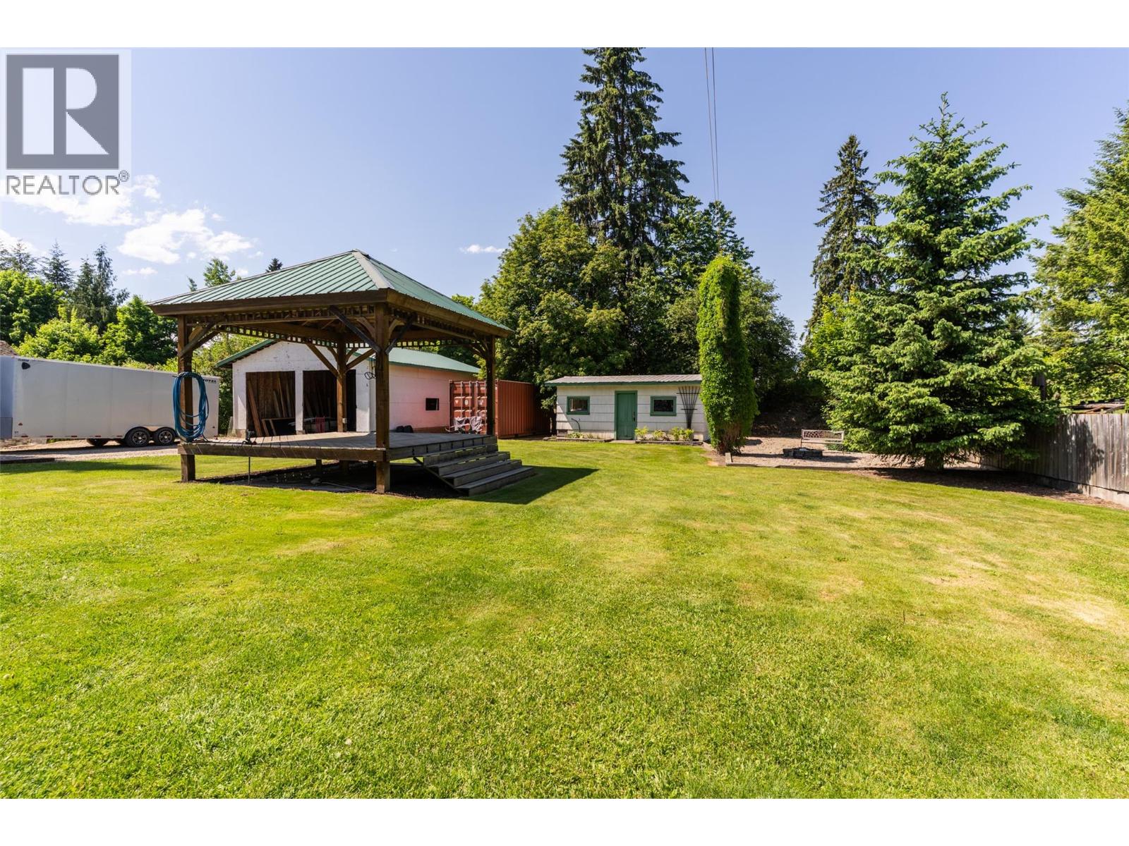 701 Edward Street, Revelstoke, British Columbia  V0E 2S1 - Photo 46 - 10389608