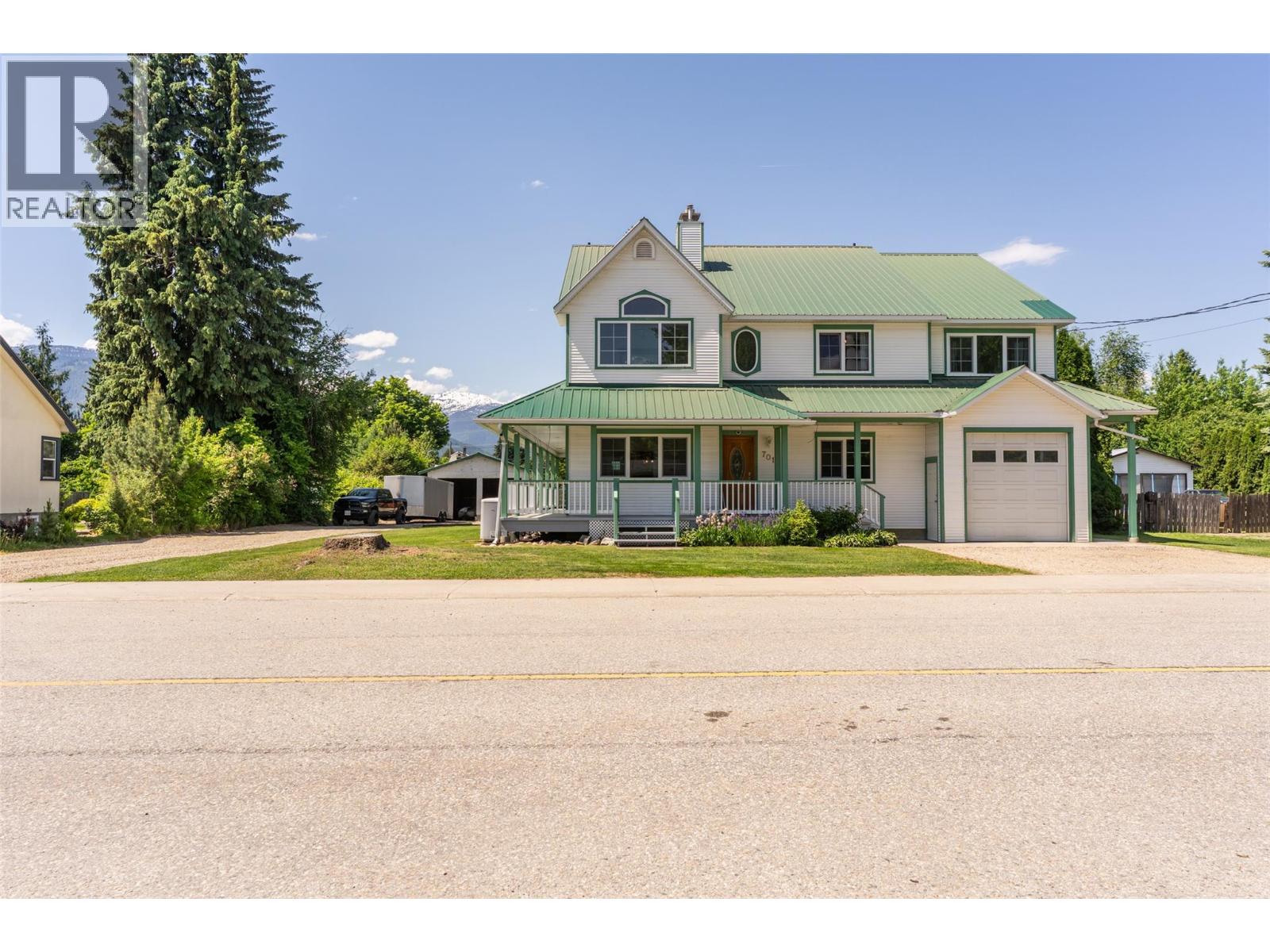 701 Edward Street, Revelstoke, British Columbia  V0E 2S1 - Photo 59 - 10389608