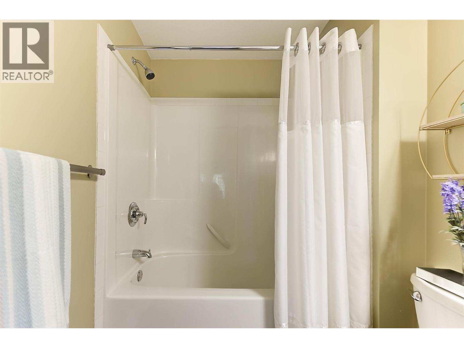 2532 Shoreline Drive Unit# 214, Lake Country, British Columbia  V4V 2R6 - Photo 33 - 10389899