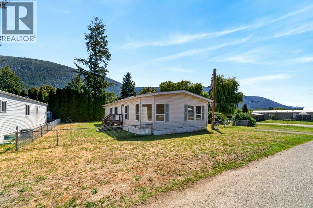 2930 Brown Road Unit# 39, Salmon Arm, British Columbia  V1E 4M1 - Photo 1 - 10388960