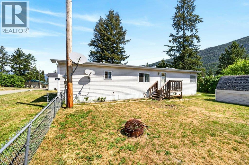 2930 Brown Road Unit# 39, Salmon Arm, British Columbia  V1E 4M1 - Photo 36 - 10388960
