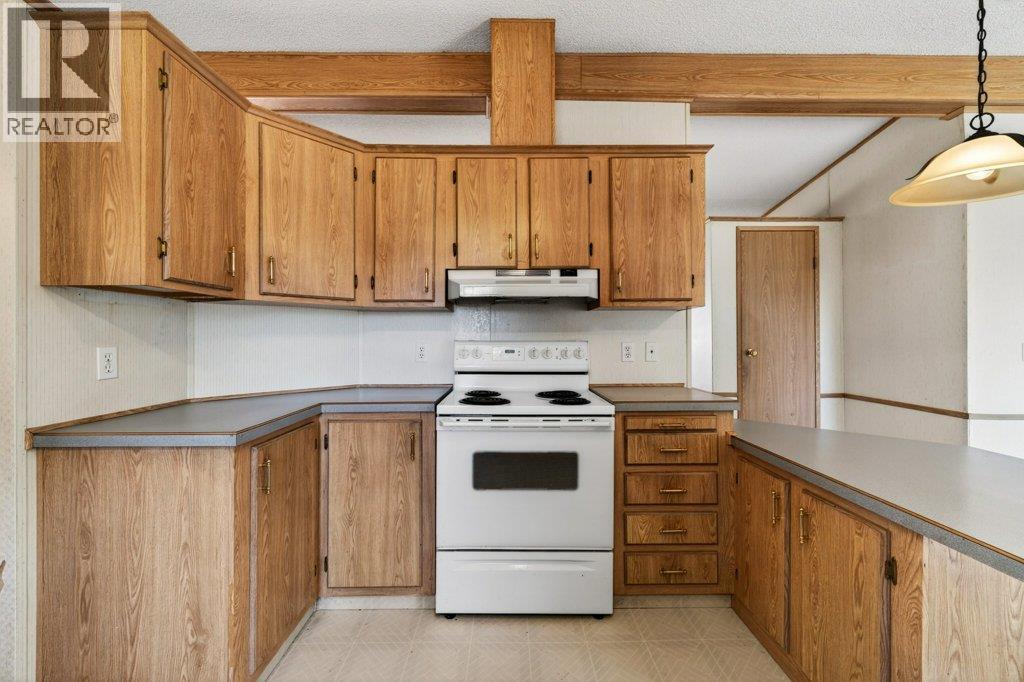 2930 Brown Road Unit# 39, Salmon Arm, British Columbia  V1E 4M1 - Photo 5 - 10388960
