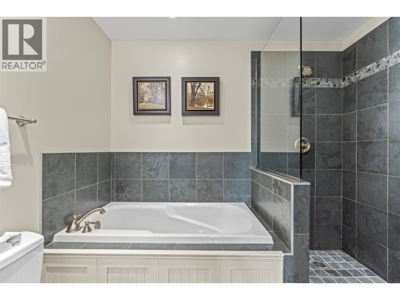 9845 Eastside Road Unit# 158, Vernon, British Columbia  V1H 1Z2 - Photo 32 - 10387640