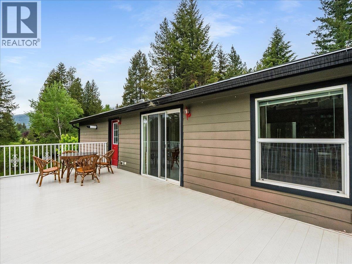 3752 Krestova Cemetery Road, Krestova, British Columbia  V0G 1H2 - Photo 46 - 10386320