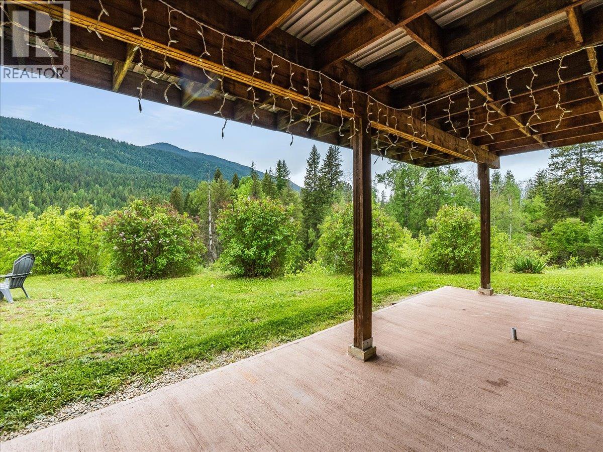 3752 Krestova Cemetery Road, Krestova, British Columbia  V0G 1H2 - Photo 63 - 10386320
