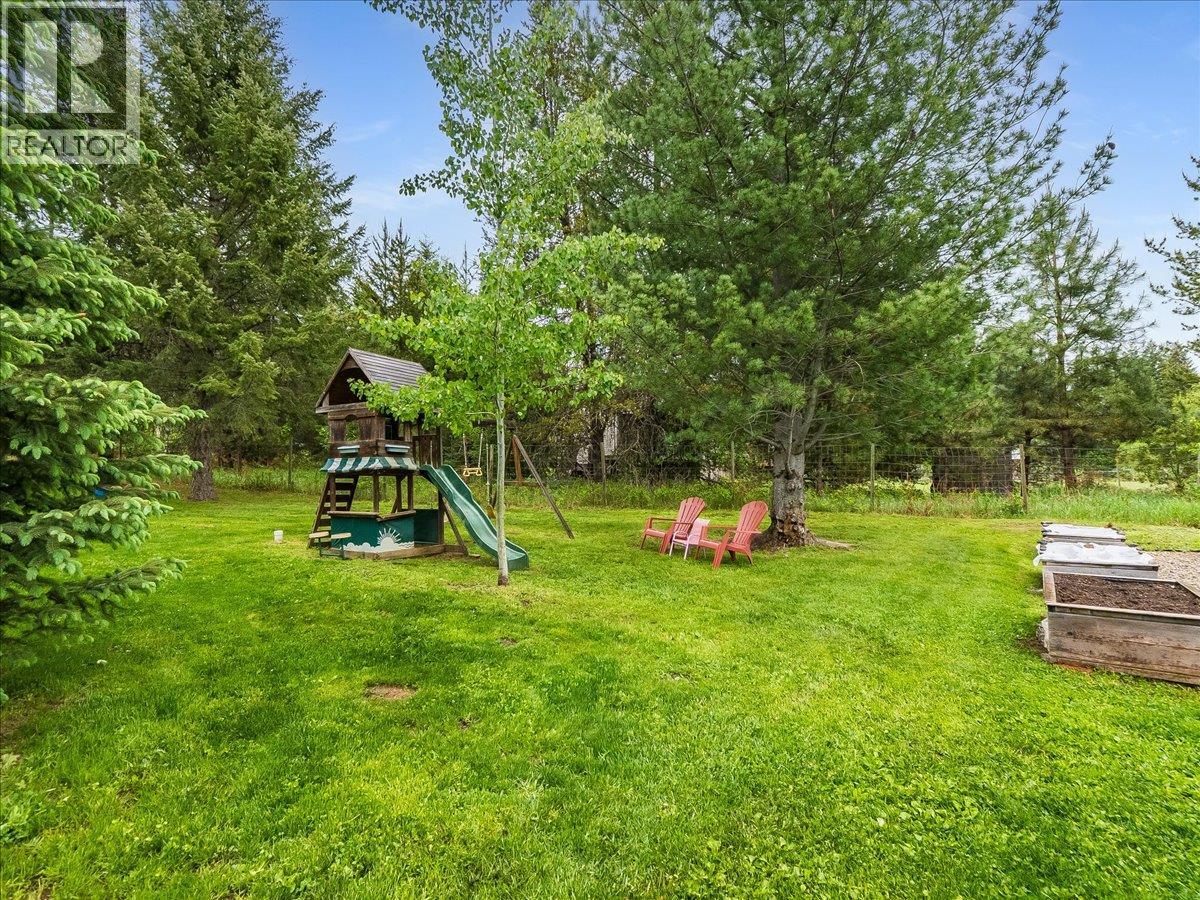 3752 Krestova Cemetery Road, Krestova, British Columbia  V0G 1H2 - Photo 9 - 10386320