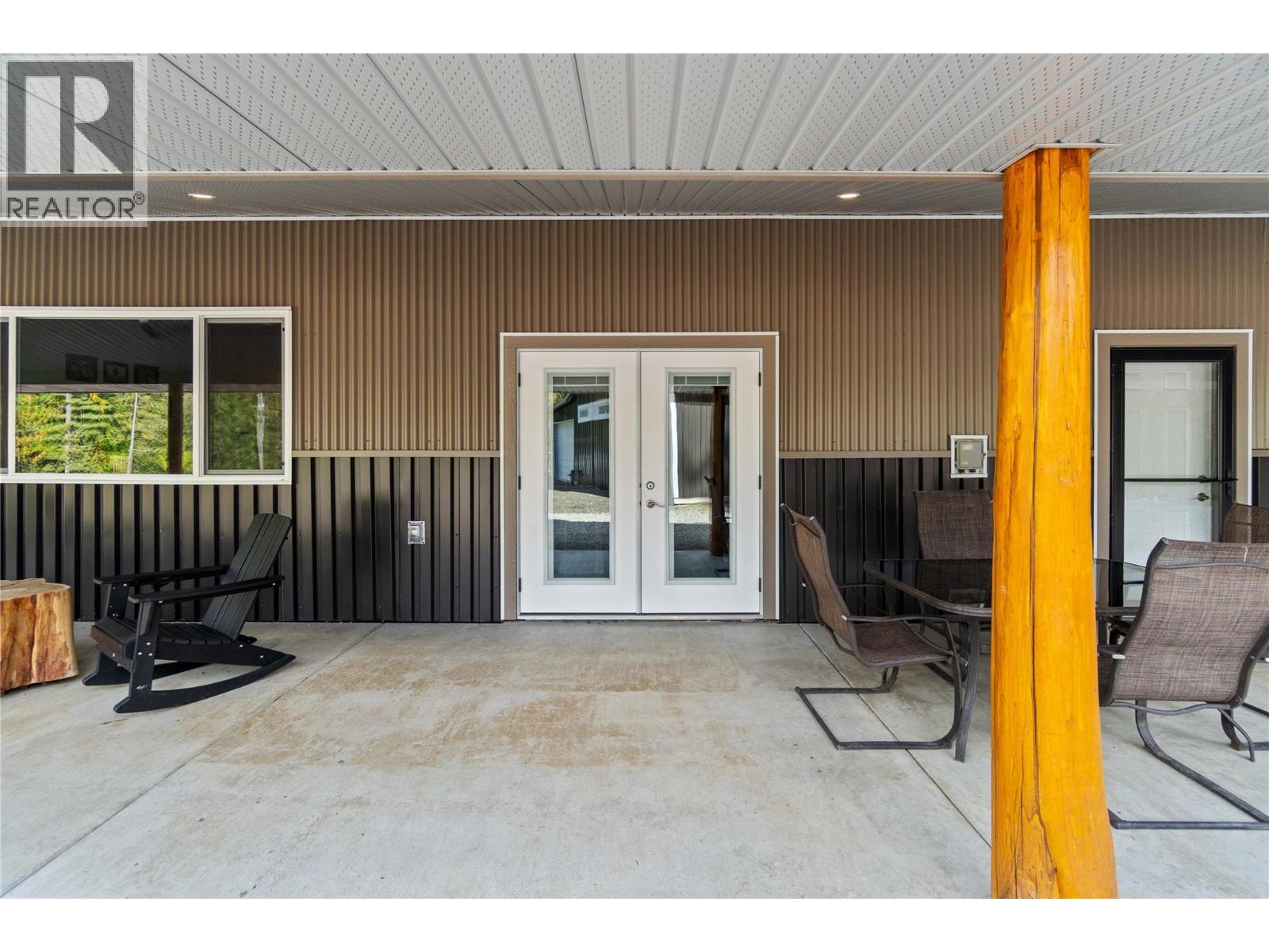 4920 Ivy Road, Eagle Bay, British Columbia  V0E 1T0 - Photo 33 - 10325224
