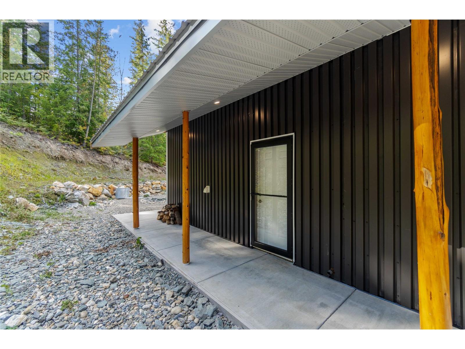 4920 Ivy Road, Eagle Bay, British Columbia  V0E 1T0 - Photo 41 - 10325224
