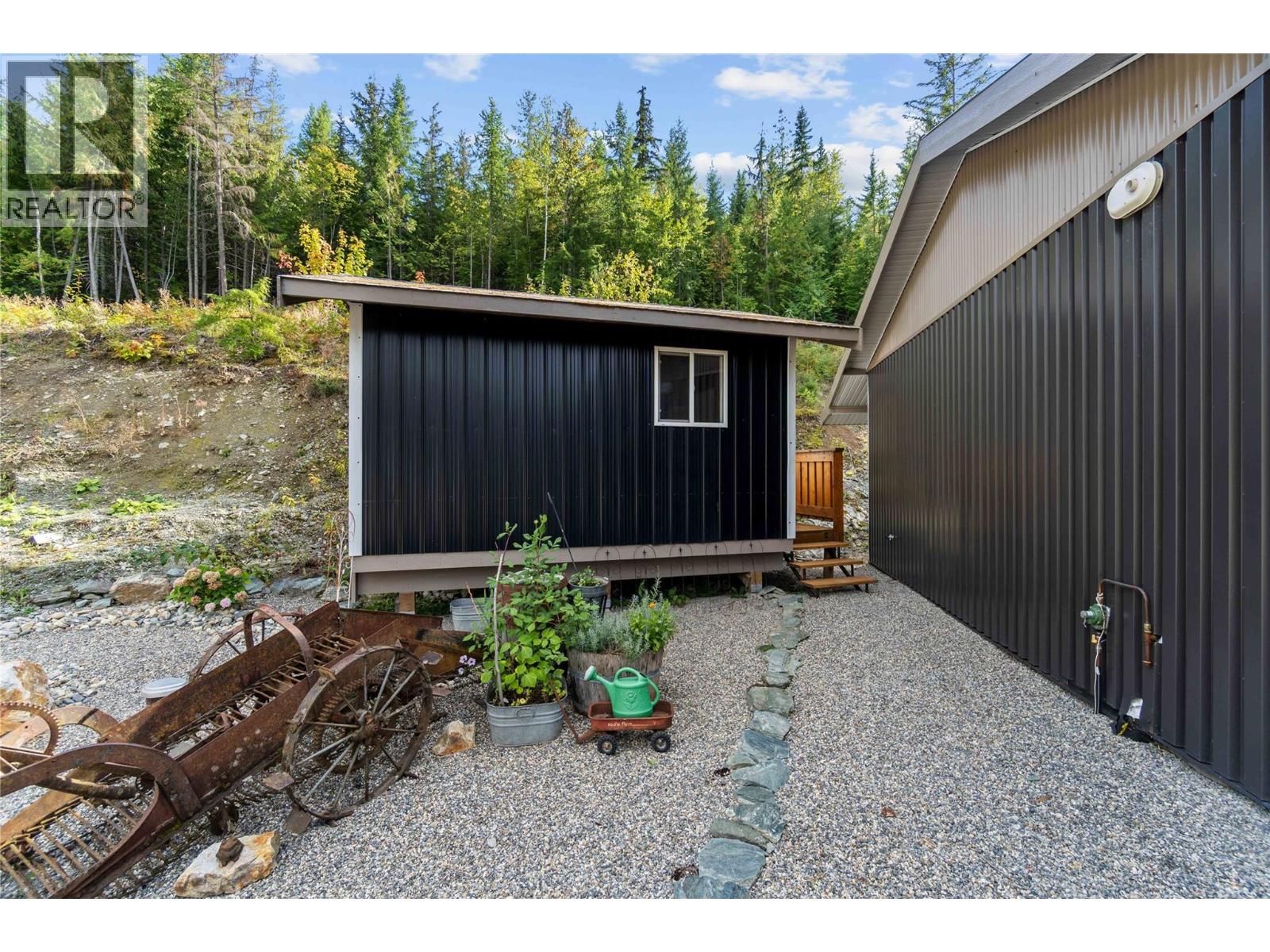 4920 Ivy Road, Eagle Bay, British Columbia  V0E 1T0 - Photo 44 - 10325224