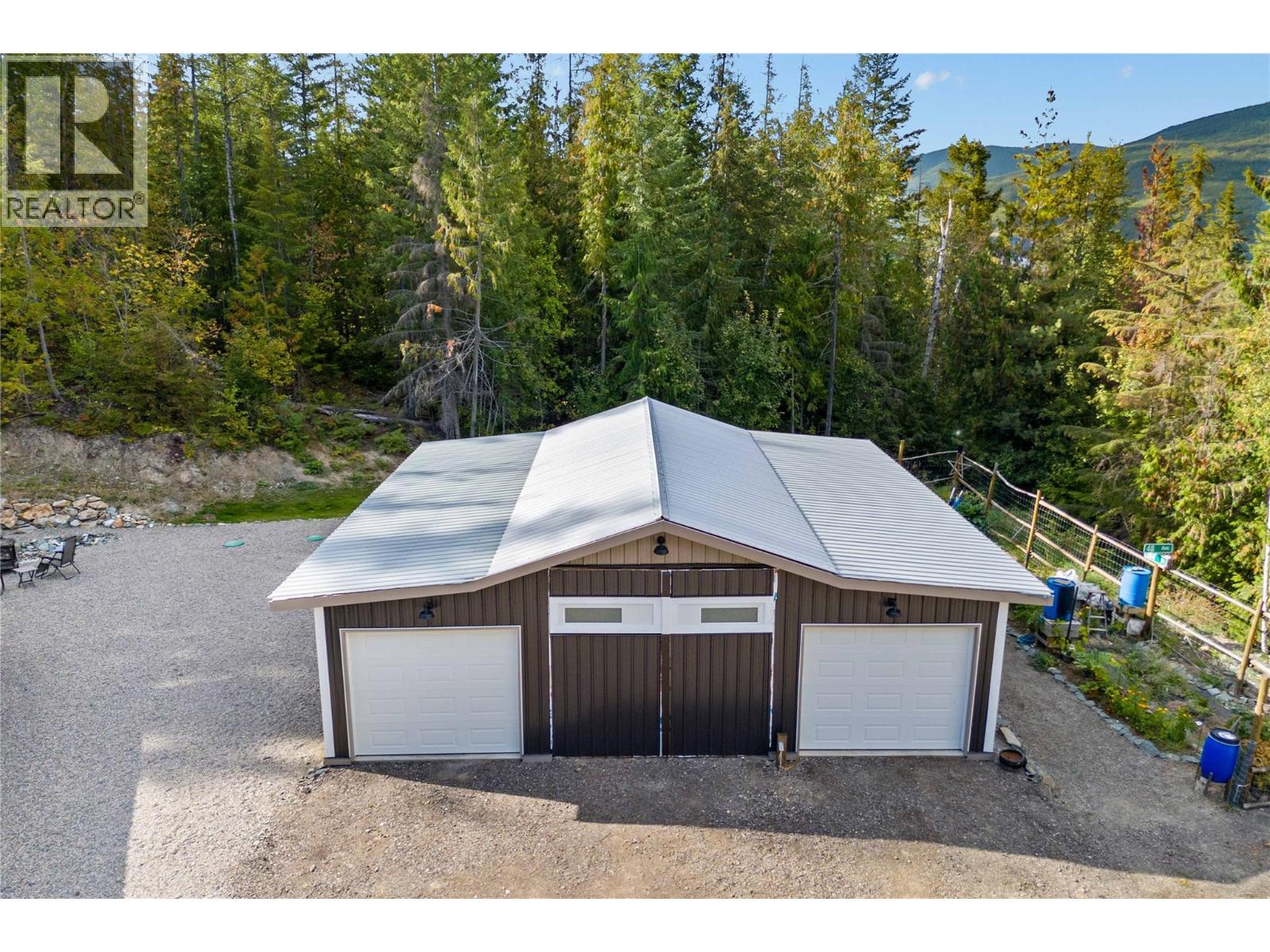 4920 Ivy Road, Eagle Bay, British Columbia  V0E 1T0 - Photo 54 - 10325224