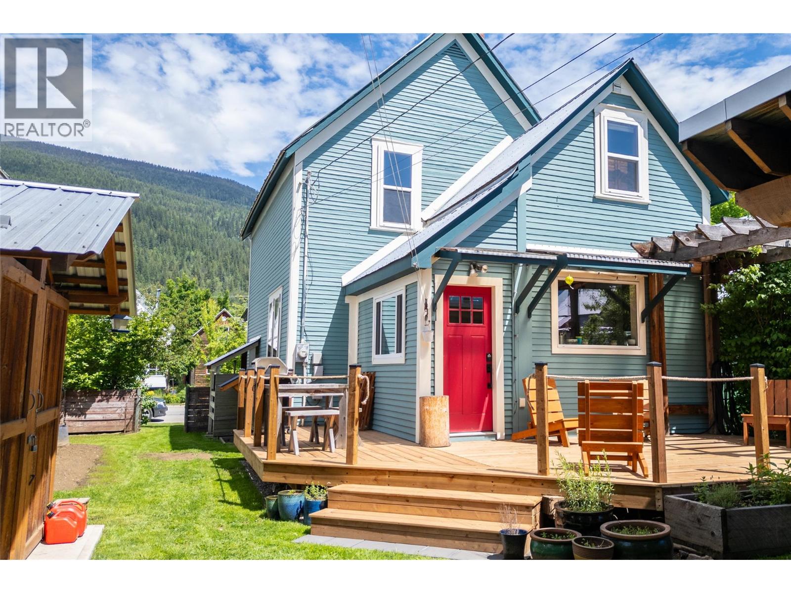 409 Third Street E, Revelstoke, British Columbia  V0E 2S0 - Photo 30 - 10389829