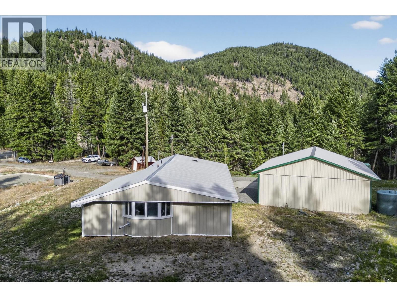 888 Barriere Lakes Road, Barriere, British Columbia  V0E 1E1 - Photo 51 - 10389572