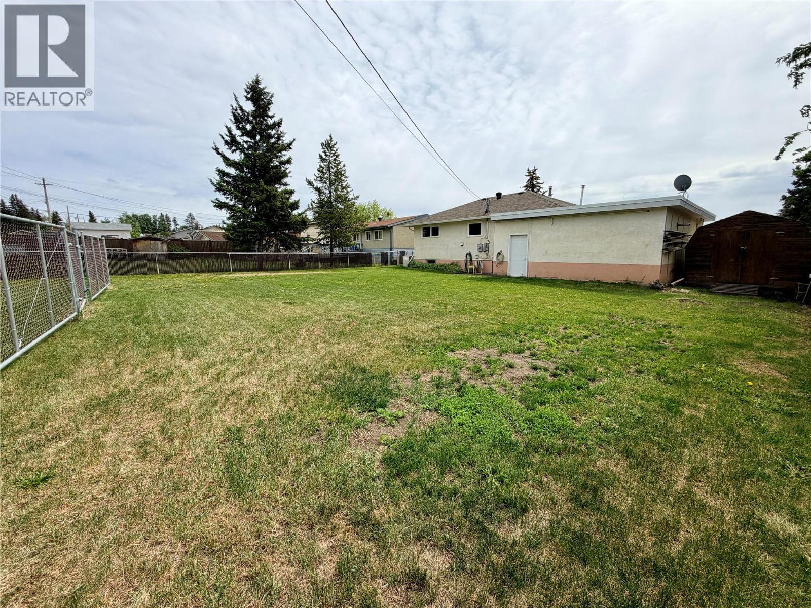 1008 95 Avenue, Dawson Creek, British Columbia  V1G 1C8 - Photo 26 - 10389964