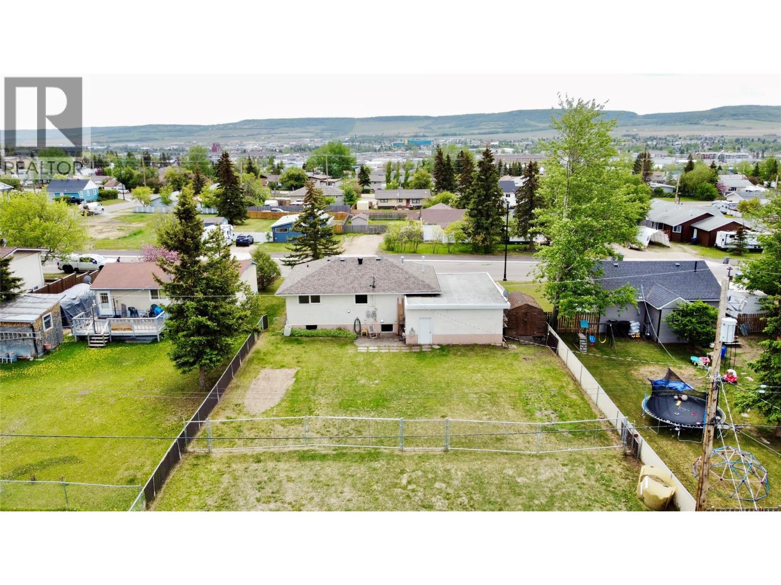 1008 95 Avenue, Dawson Creek, British Columbia  V1G 1C8 - Photo 32 - 10389964