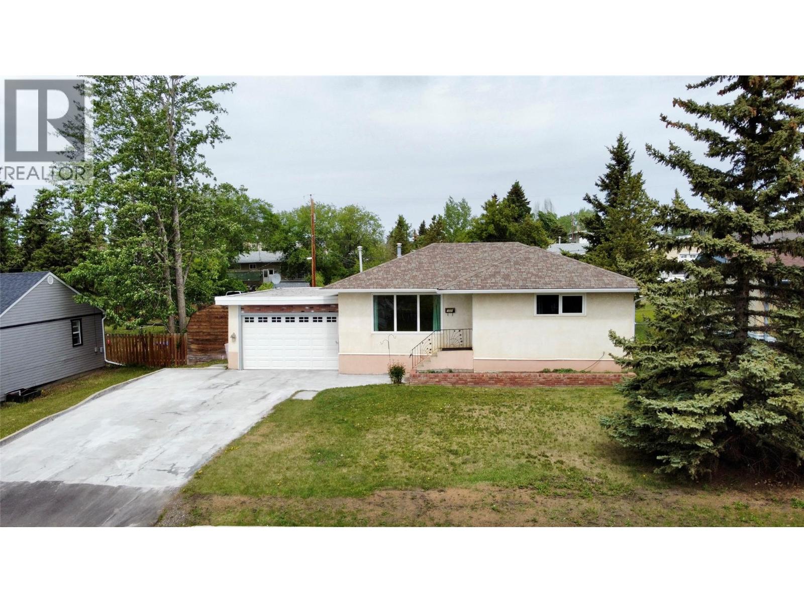 1008 95 Avenue, Dawson Creek, British Columbia  V1G 1C8 - Photo 33 - 10389964