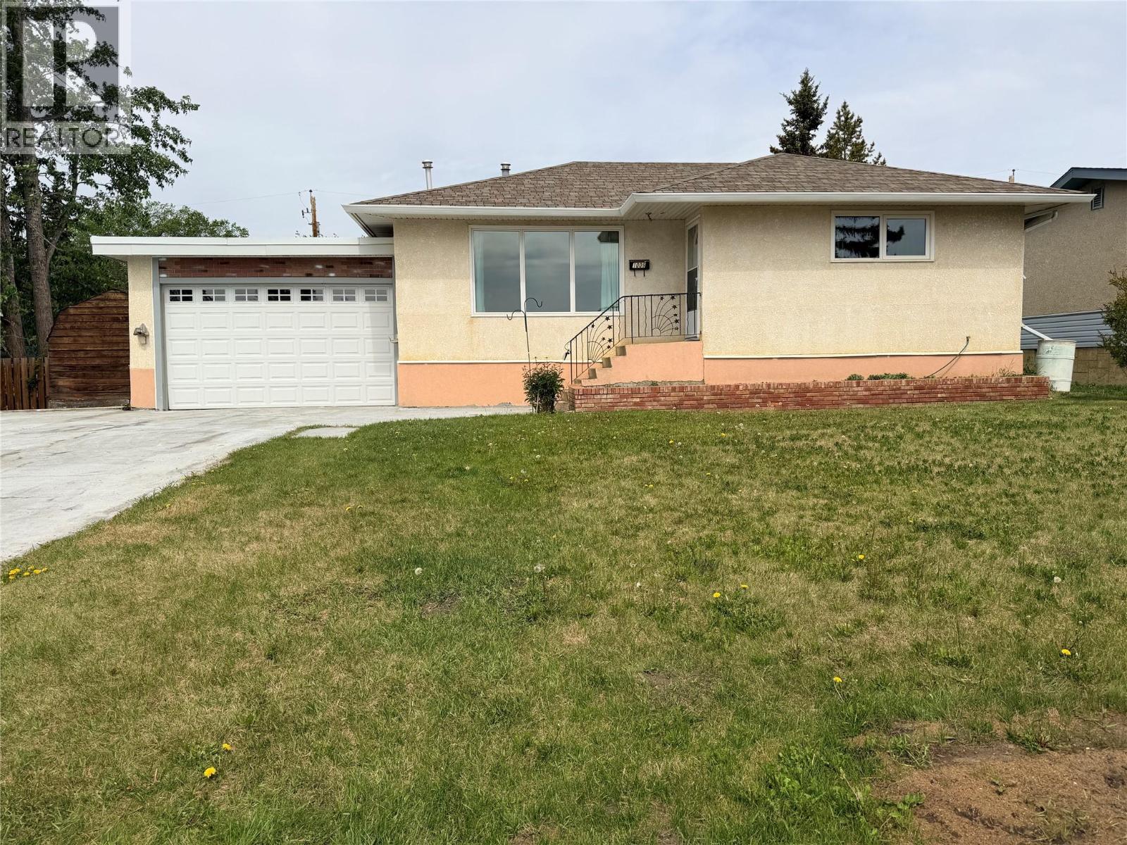 1008 95 Avenue, Dawson Creek, British Columbia  V1G 1C8 - Photo 35 - 10389964