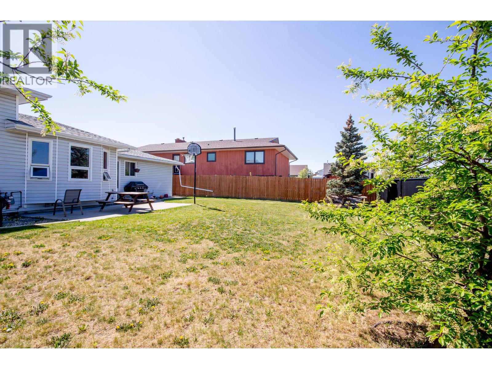 1704 Cedarwood Court, Dawson Creek, British Columbia  V1G 4L8 - Photo 23 - 10389967