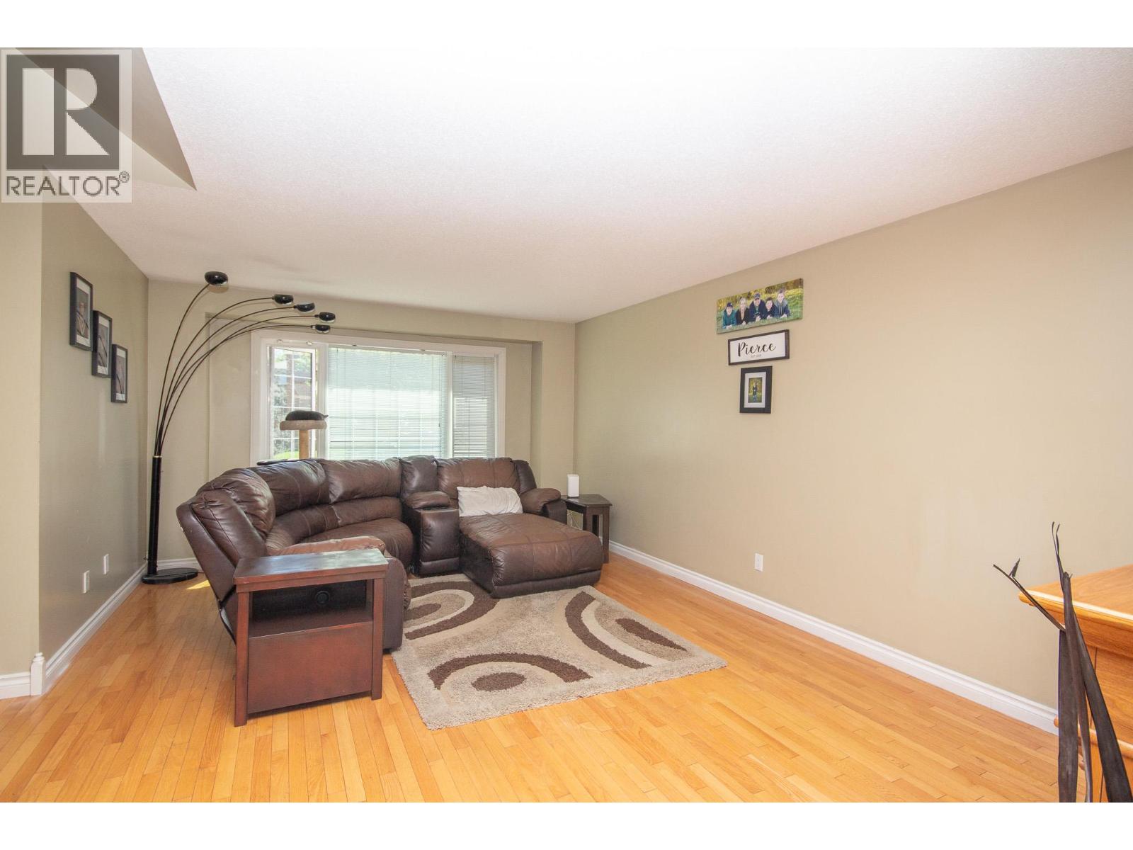1704 Cedarwood Court, Dawson Creek, British Columbia  V1G 4L8 - Photo 6 - 10389967