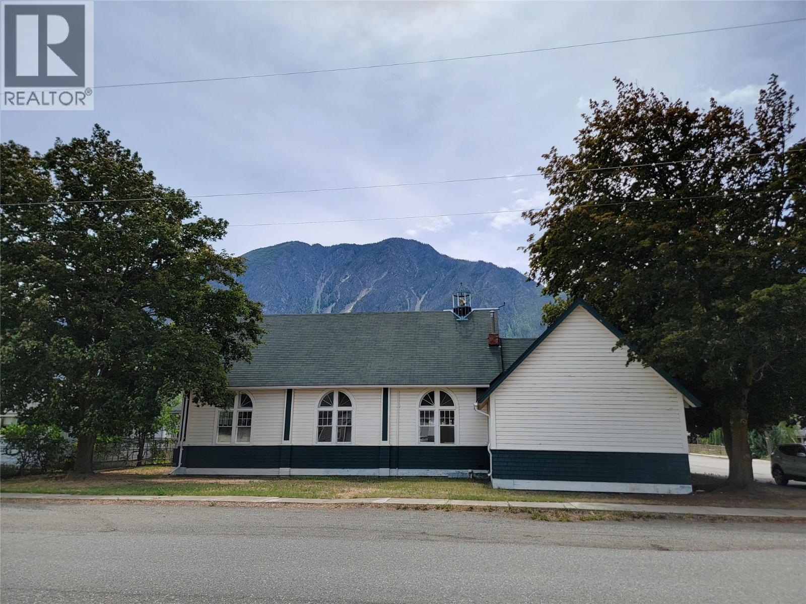 607a 5th Street, Keremeos, British Columbia  V0X 1N3 - Photo 73 - 10389962